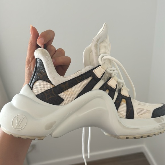 Louis Vuitton shoes - Picture 3 of 7